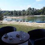 Gradska Plaza Ada Estalagem Novi Grad