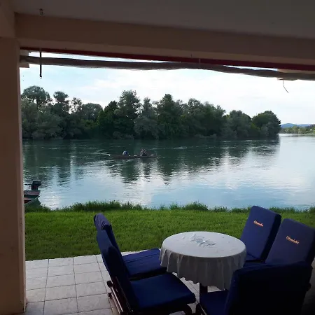 Gradska Plaza Ada Fogadó Novi Grad